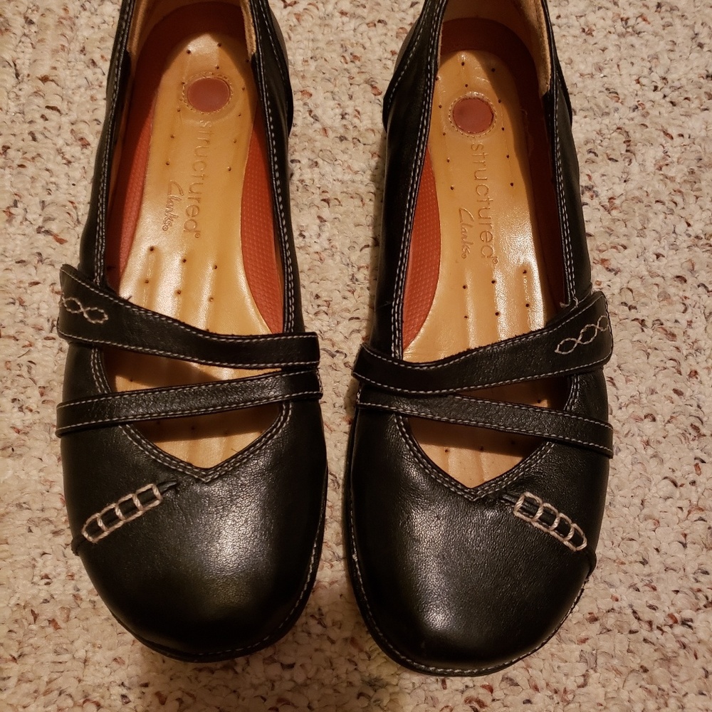 Clark's Unstructured Shoes Size 8